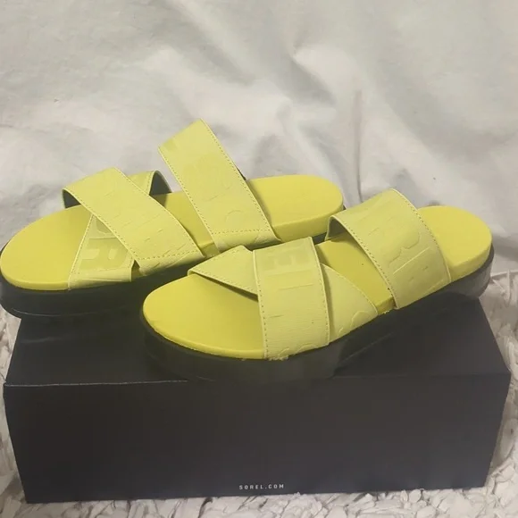 NWT Sorel Roaming yellow strap platform sandals - Picture 2 of 12